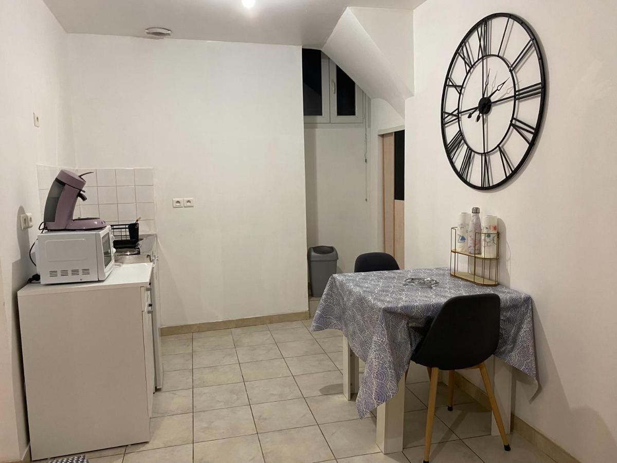 Studio Chaleureux Centre Ville Excideuil Екстериор снимка